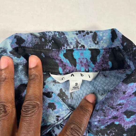Cabi Button Down Blouse Long Sleeve Top Blue Abstract Print Artsy Work Shirt S - Picture 4 of 12